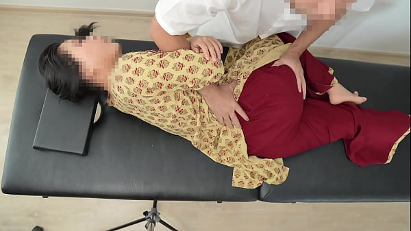 Sensual Indian Beauty’s Exotic Touch Therapy
