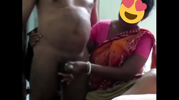 Sultry Desi Auntie’s Sensual Hand Release