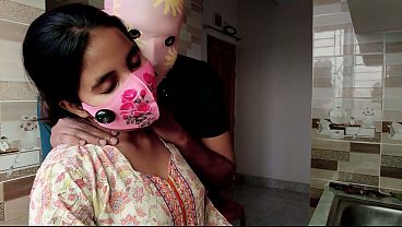 Sizzling Desi Bhabhi’s Steamy Kitchen Encounter With Devar