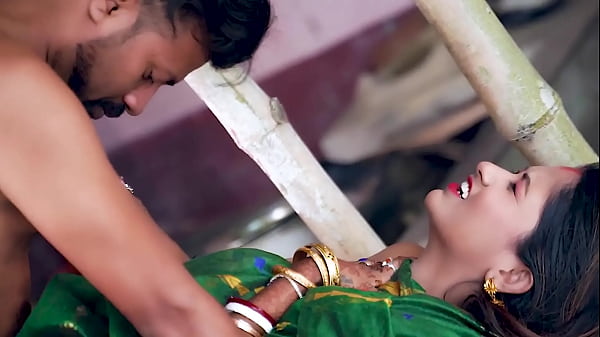 Sizzling Village Romance: Sister-in-law’s Secret Rendezvous With Devar Under The Open Sky