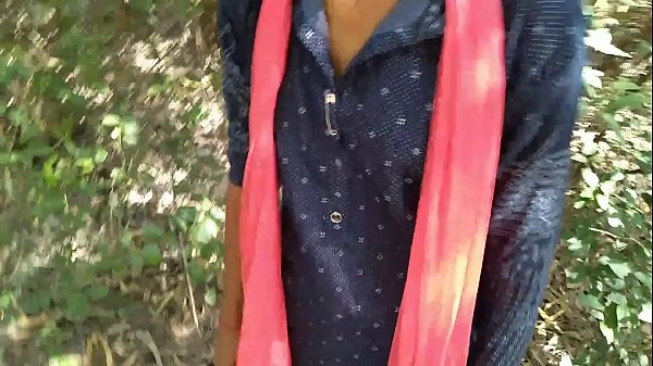 Wild Desi Couple’s Outdoor Doggy Fuck