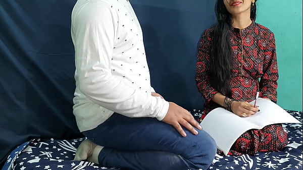 Sultry Indian Educator’s Explicit Doggystyle With Sensual Hindi Whispers
