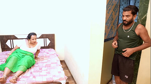 Sizzling Desi Bhabhi’s Wild Bedroom Ride