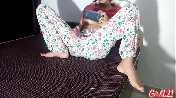Caught In The Act: Desi Beauty’s Secret Solo Session