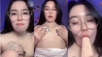 Mata Berapi Ingin Menggoda Kehangatanmu