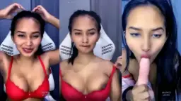 Miss Brown Buka Bajunya, Pamer Dada Kecoklatan Montok Menggoda