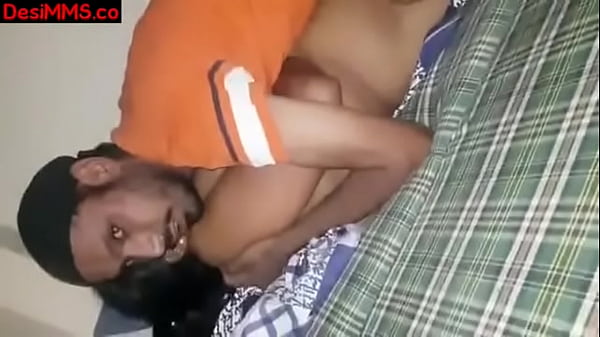भारतीय देसी भाभी का रसीला आकर्षण