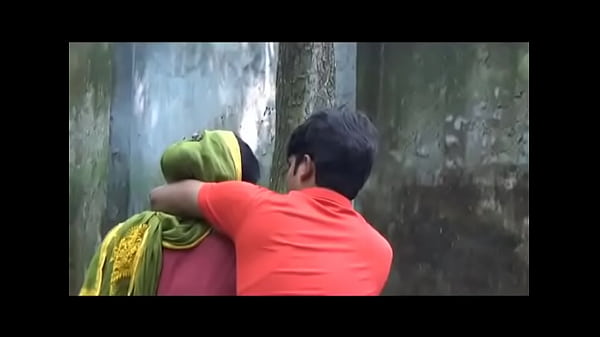 Desi Bhabhi’s Forbidden Foreign Fling, A Passionate Affair