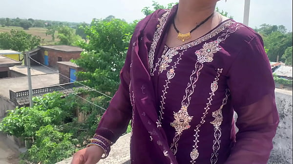 Desi Bhabhi’s Raw Pleasure: Full Body Ecstasy In Bhojpuri Hindi