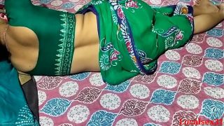 Sensual Saree Seduction: An Intimate Desi Encounter