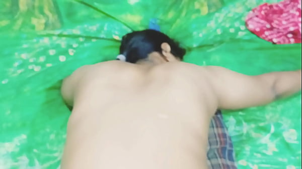 Sensual Indian Bhabhi’s First Anal Experience