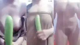 Sinta Bugil Goyang Live, Penuh Gairah Menggoda