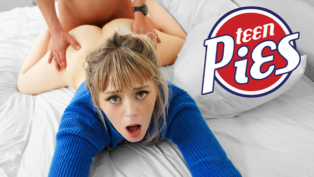 Teamskeet – That’s What Slutty Roommates Are For