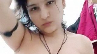 Watch This Stunning Pakistani Beauty Strip Completely Naked