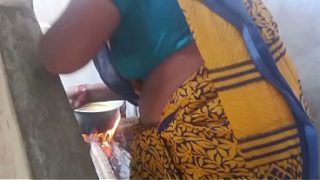 Indian Housewife Bhabhi Craves Raw, Filthy Passion