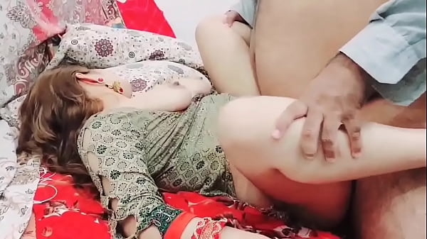 Indian Bhabhi Fucks Property Dealer Raw, Clear Hindi Dirty Talk Moaning Loud