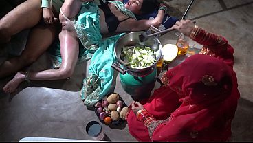 Xxx Kitchen Ki Gandi Step Mom, Indian Kitchen Mein Desi Step Mom Ki Chudai, Hindi Mein Desi Step Mom