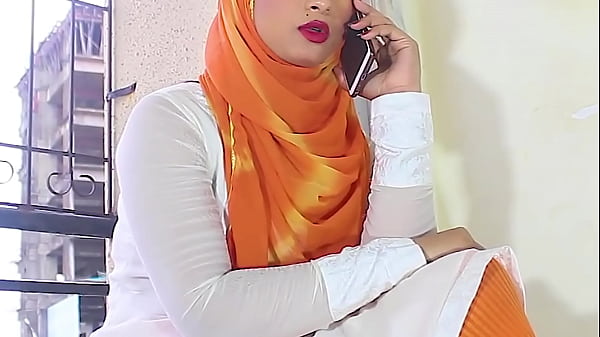 Salma, That Naughty Muslim Babe, Getting Pounded By Her Friend With Filthy Hindi Moans