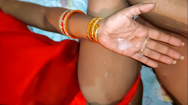 देसी माल की पहली बार हार्ड एनल में जोर से पेल दिया, बोली धीरे गाड़ में अंदर तक ले जा