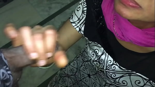 Cum Dripping From Her Lips, This Horny Gujju Bhabhi Swallows Every Last Drop Of Thick Indian Desi Cum