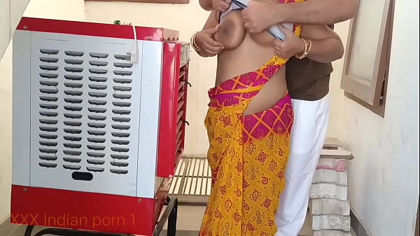 Indian Xxx Cooler Repair Guy Fucks Me Raw In Hindi