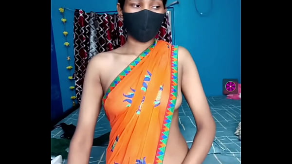 Watch An Indian Girl In A Raw, Live Sex Video