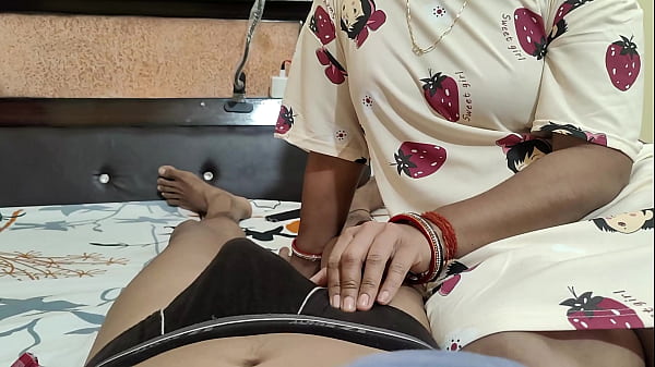 देसी जोड़े ने रात भर चलाई गर्मागर्म रोमांटिक सेक्स, भारतीय हिंदी अश्लील वीडियो