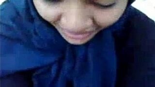 Hot Dhaka Babe Tongues Her Boyfriend’s Cock In The Leaked Bangladeshi Mms