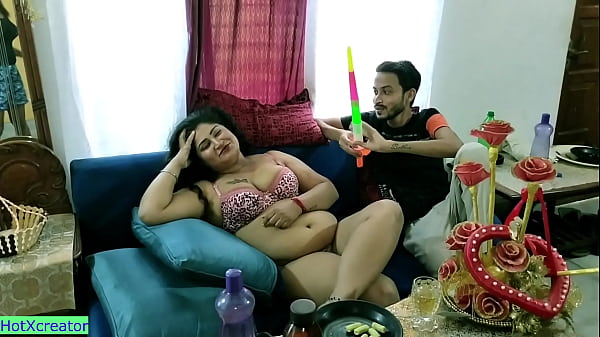 Indian Hot Bhabhi’s Birthday Gets Wild With Teen Lover! Full Hindi Xxx Action