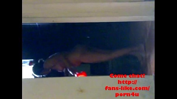 Indian Aunty’s Steamy Bathroom Seduction
