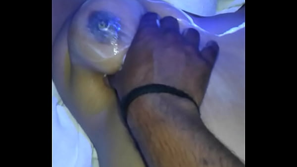Big Boobs Desi Babe Getting Her Tits Squeezed By Her Indian Lover