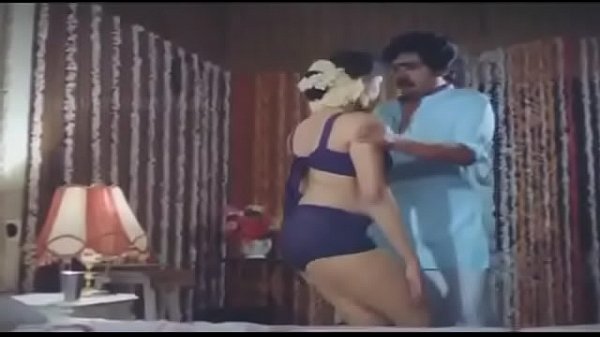 Desi Hottie Ready To Get Naughty In The Bedroom
