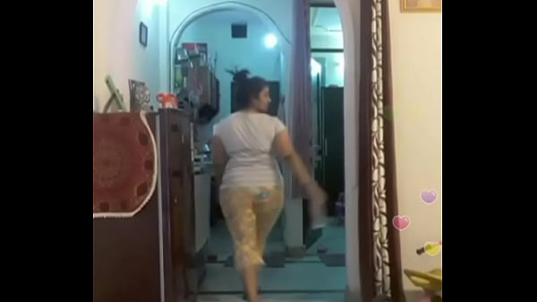 Hot Desi Indian Bhabi Shaking Her Sexy Ass And Bouncing Her Big Boobs On Bigo Live…